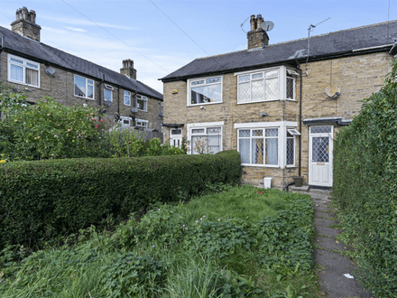 Two Bedroom Mid Terrace Property in Halifax, West Yorkshire